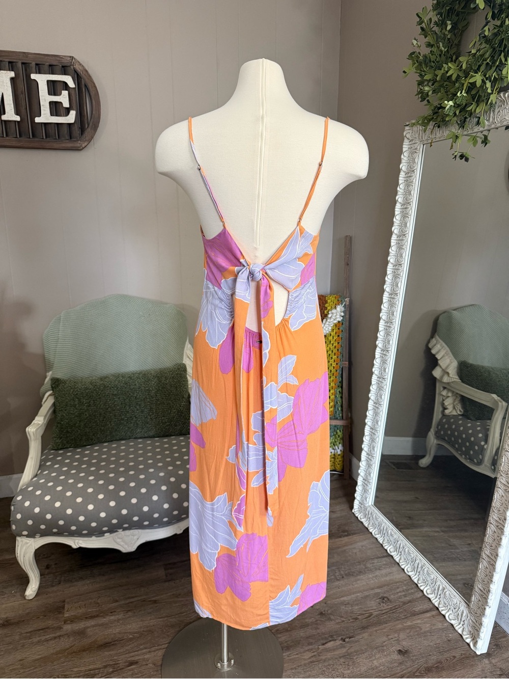 O’Neill • Floral Tie Back Midi Dress - Picture 4 of 13